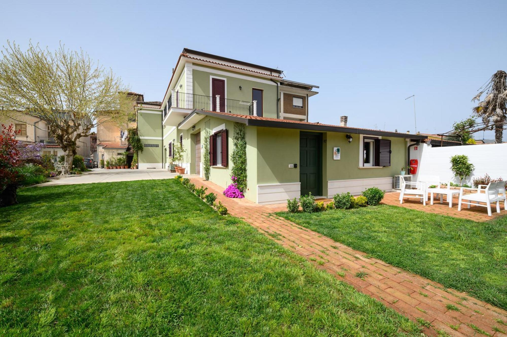 Arya Bed And Breakfast Roccasecca ภายนอก รูปภาพ